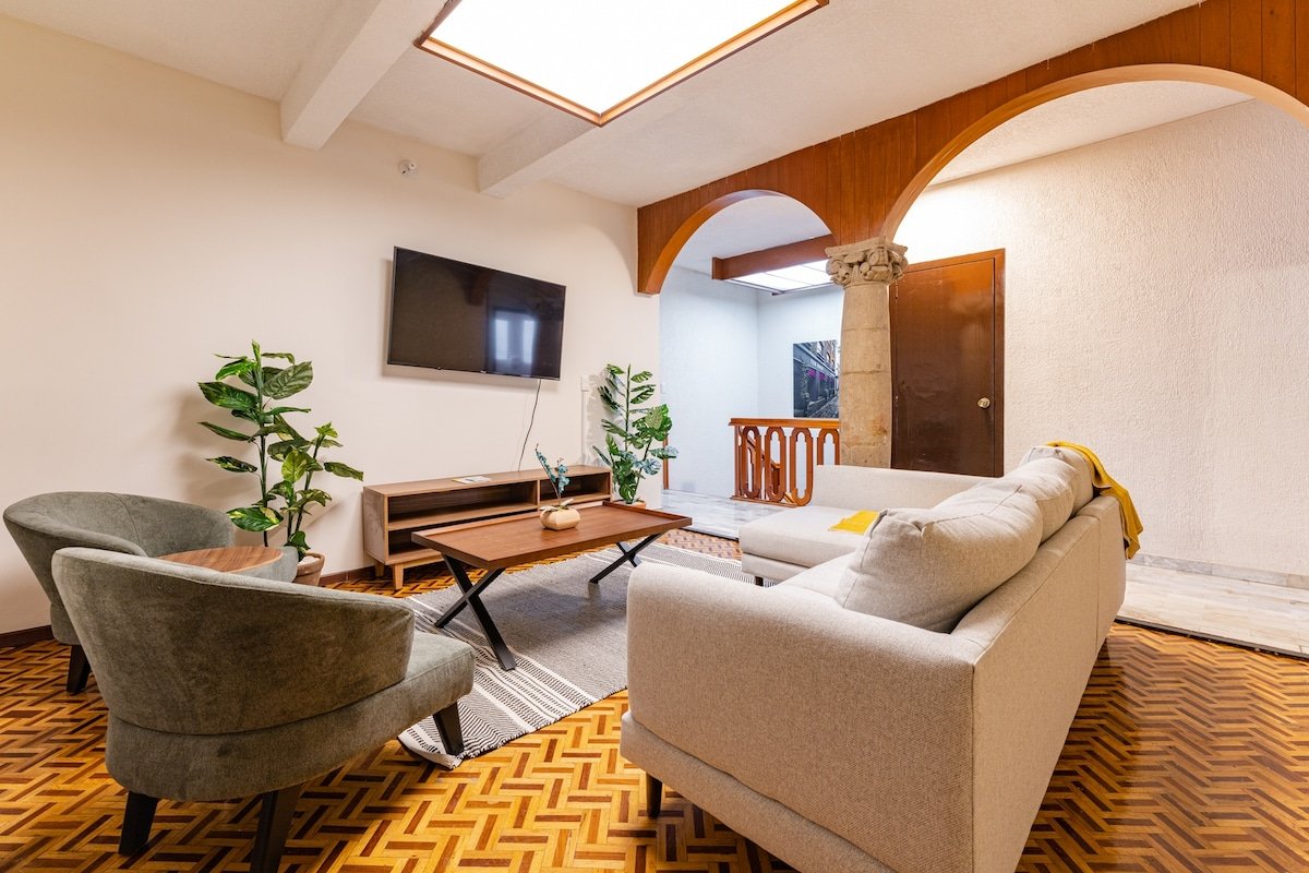 VH Polanco spacious & beautiful house w/garden l18 gallery image 3