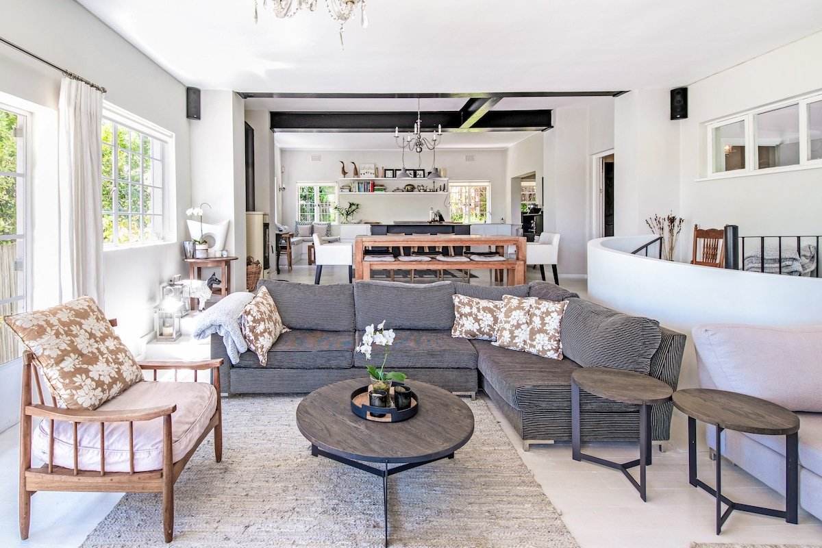 Villa Erythrina- Camps Bay Beach House on Argyle gallery image 3