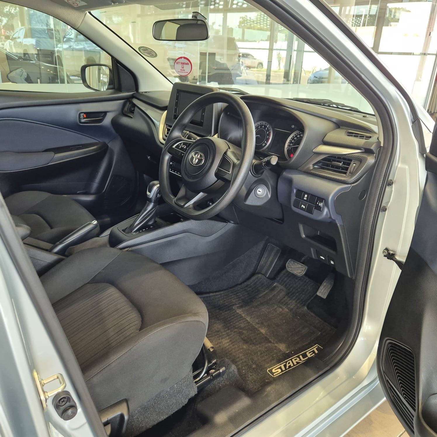 Used car gallery