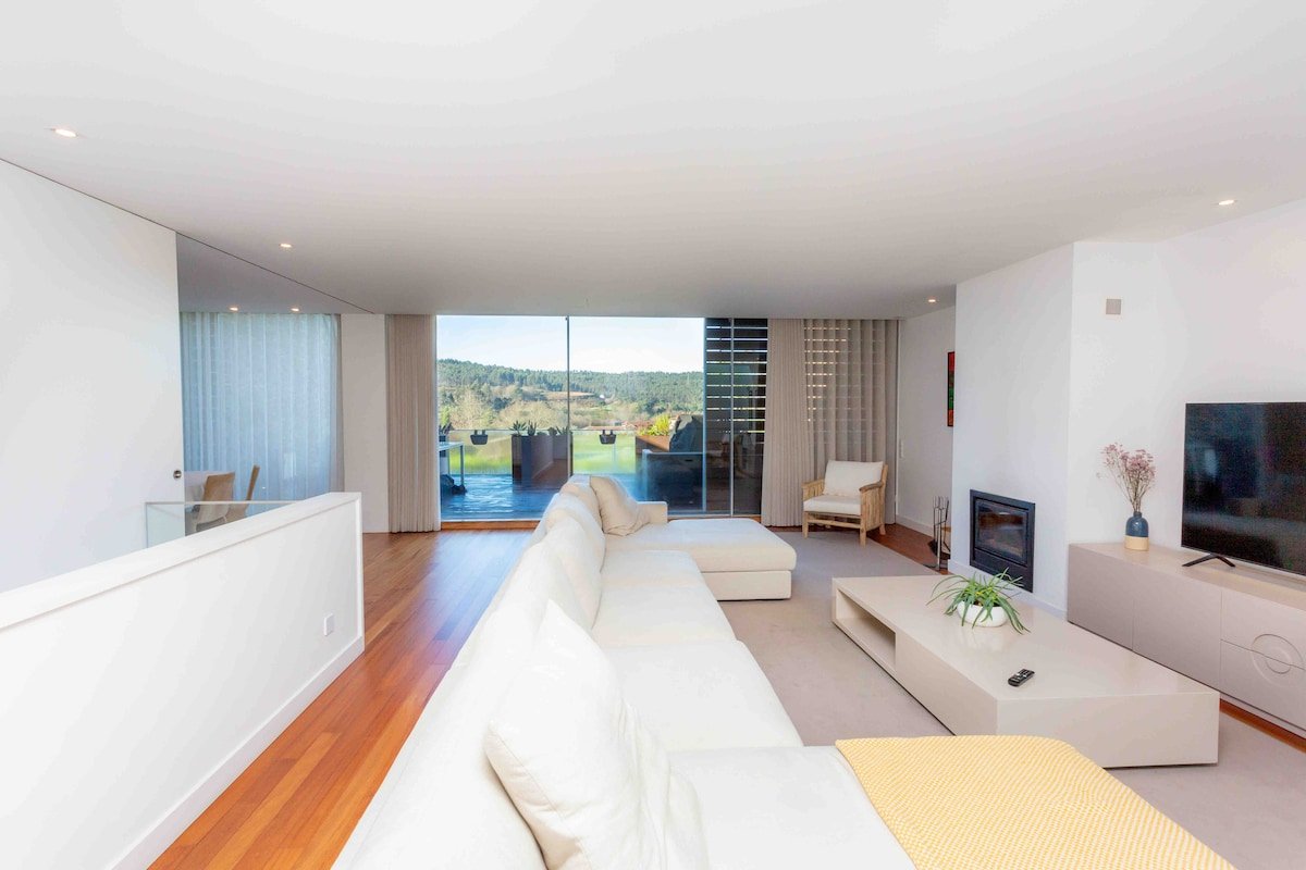 Golf Porto getaway 4 bedroom Villa gallery image 2