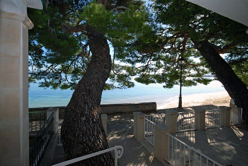 Casa mallorquina en primera línea de playa gallery image 4