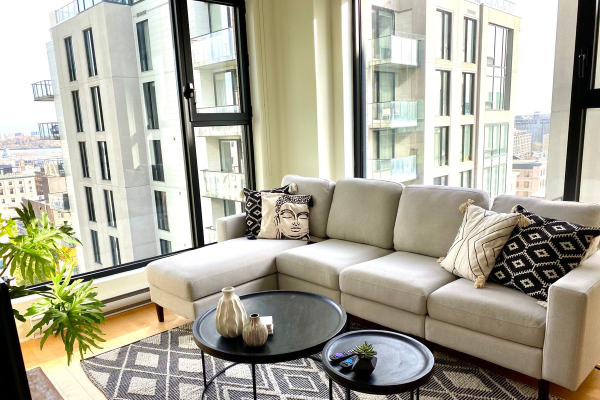 Free Indoor Parking Old Montreal 16