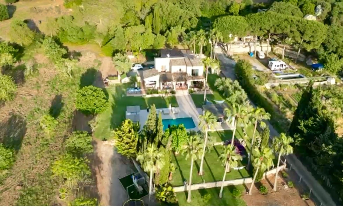 VILLA CAN JOYA amazing 8 min beach gallery image 3