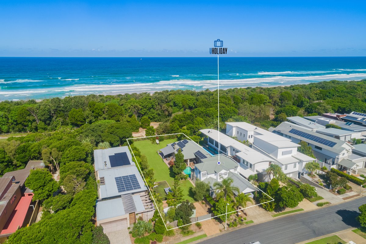 1Beachfront – Primo Casuarina Hideaway by uHoliday