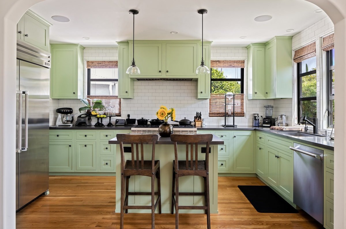 5 Star Luxury Private Oasis • Hot Tub • LA gallery image 3