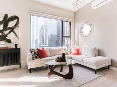 Free Indoor Parking Penthouse – Old Montreal