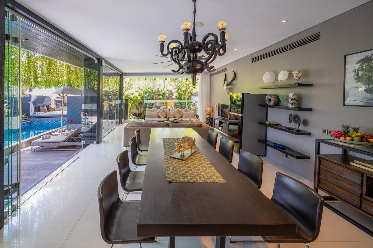 Balimu Seminyak | Centrally Located 3BR Pool Villa gallery image 4
