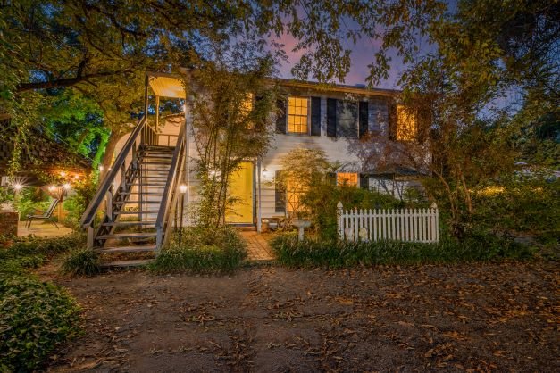 2 BR cottage King & Queen Beds & jacuzzi tub gallery image 4