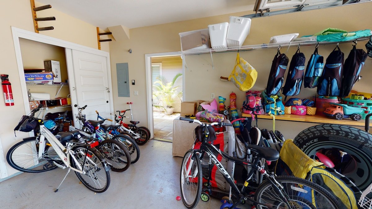 PiH: Paradise Awaits ~ Pool & Spa, Guest Cottage gallery image 4