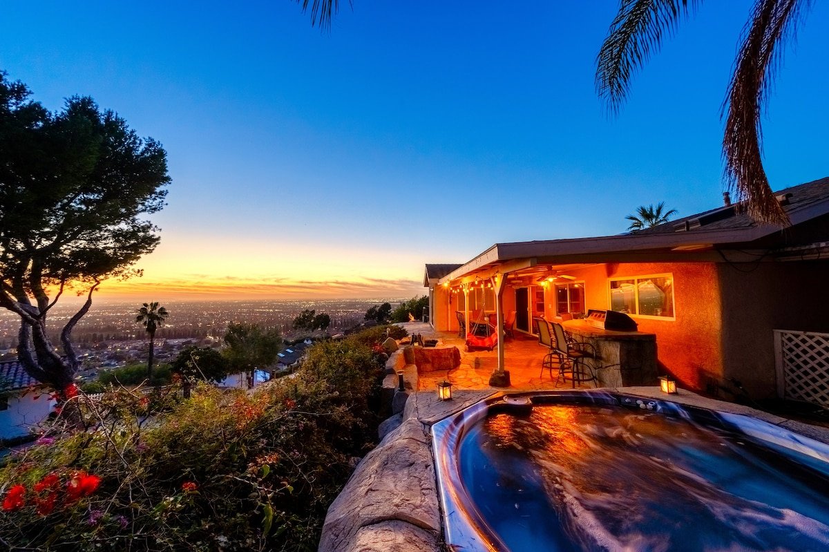 Los Angeles City Views Home with outdoor Jacuzzi gallery image 3