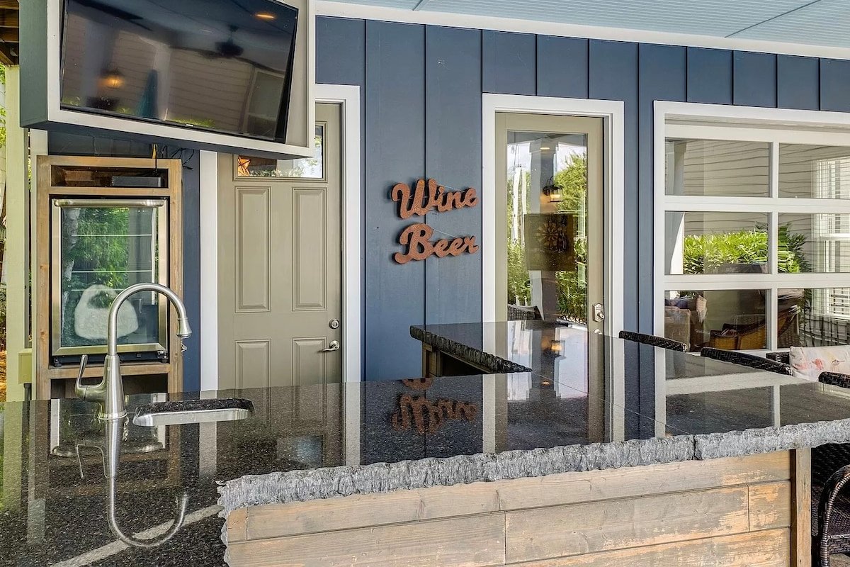 PoolThirty – Great backyard gallery image 5