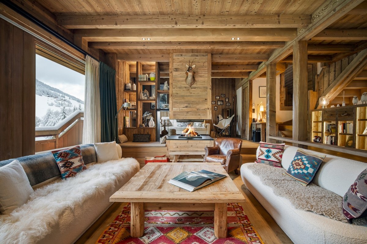 Luxury Chalet Fireplace, Mountain View