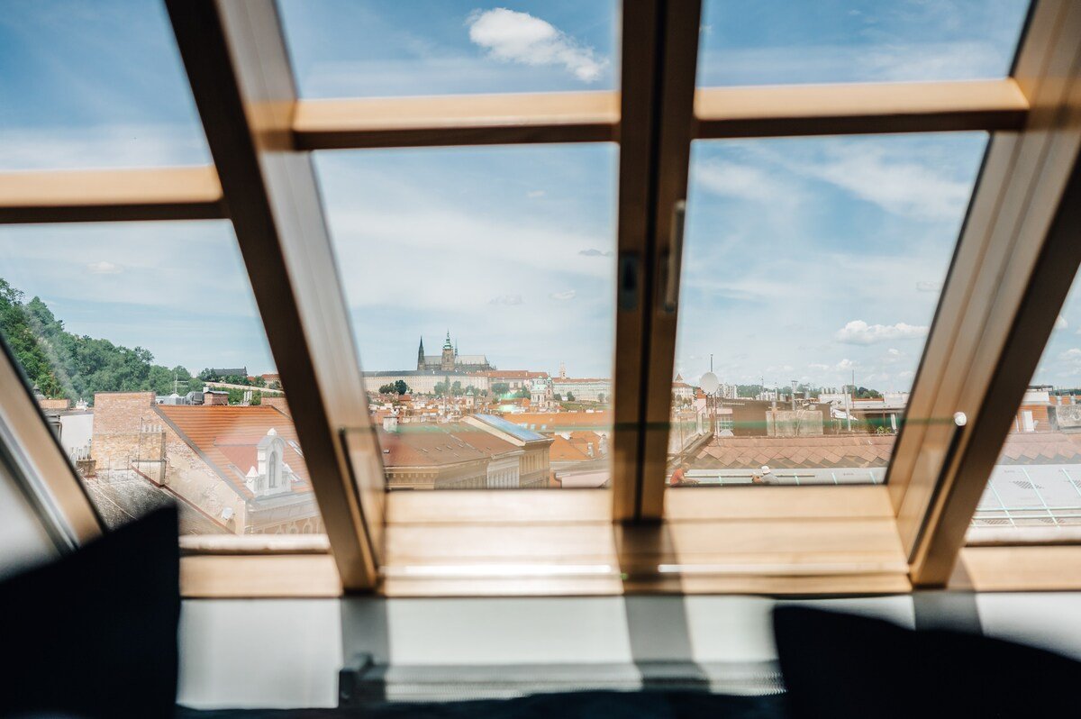 Castle View Presidential Apartment Foosball & Xbox gallery image 3