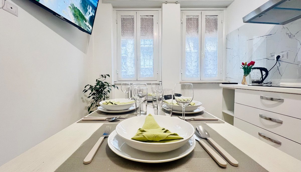 New and elegant apartment on the Navigli[Netflix] gallery image 2