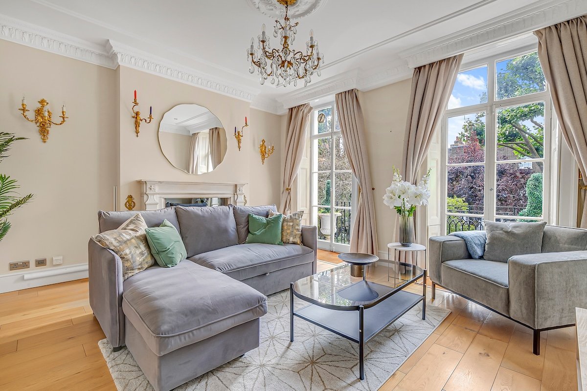 Elegant 5Bed House next to Harrods Knightsbridge gallery image 2