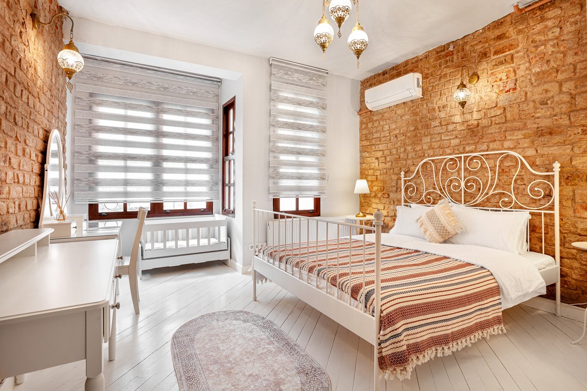 Amayzing& Historical House 6BR-3BA/New Galata Port