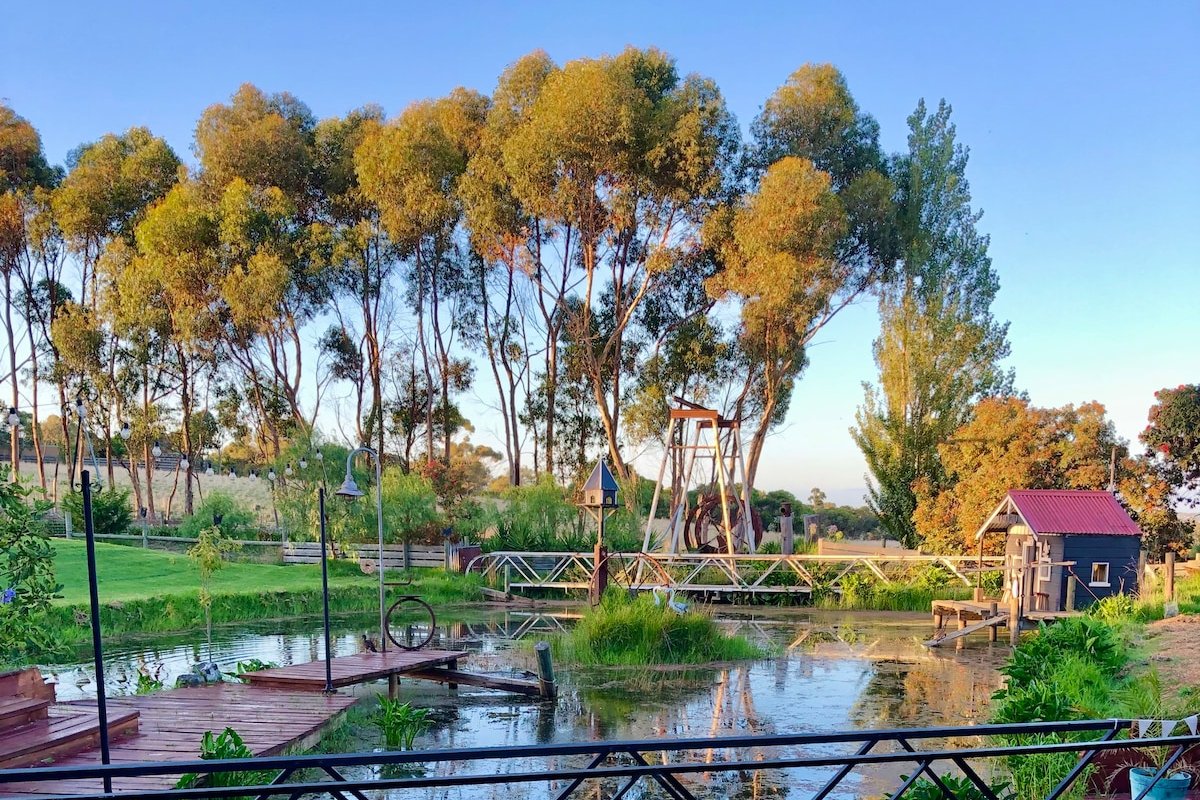 Barn&Bridge – Converted barn stay with hot tub gallery image 4