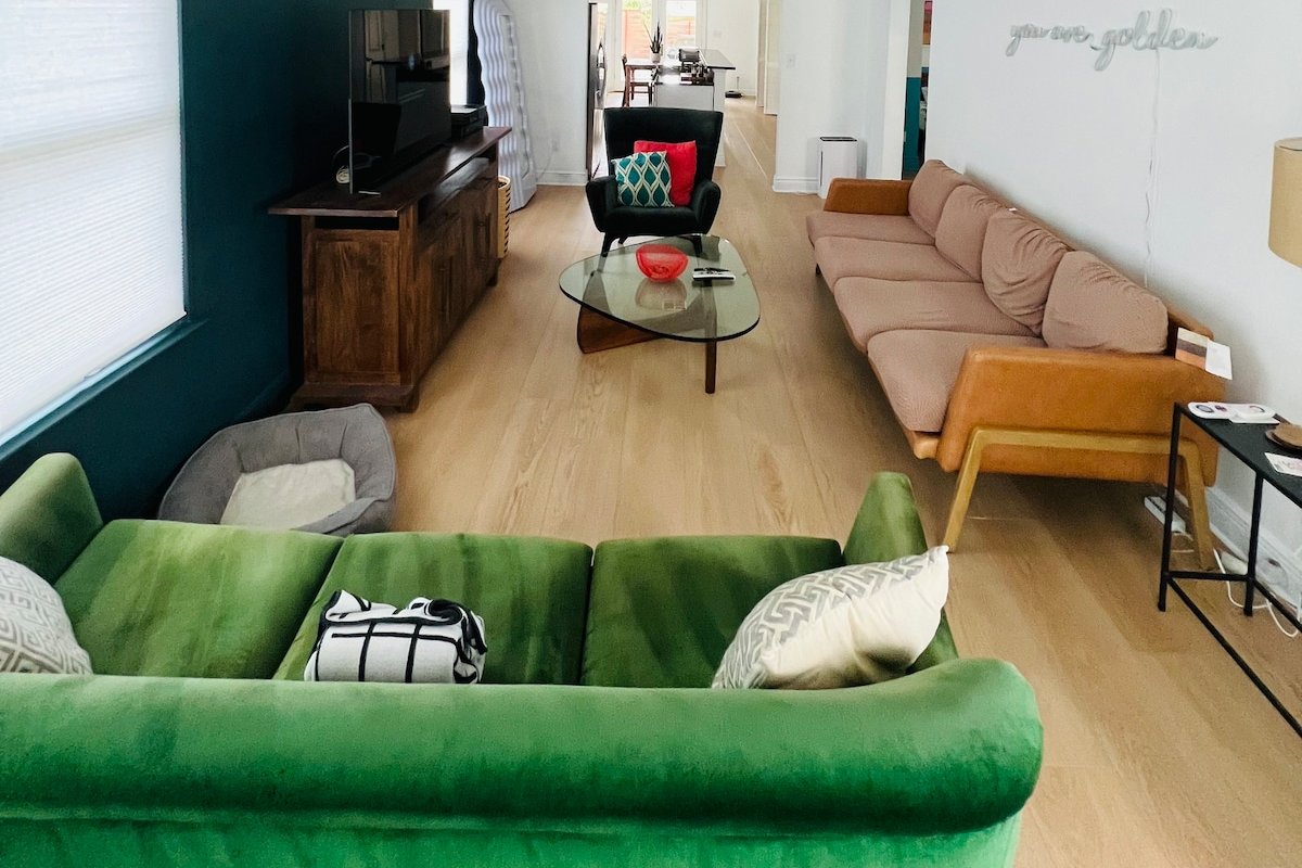 Hip E.Side Downtwn House Walk 2 ALL! gallery image 4