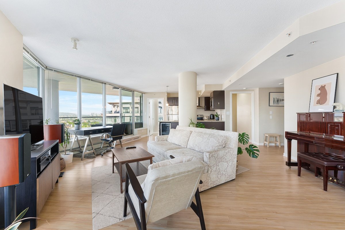 Upper House gallery image 3