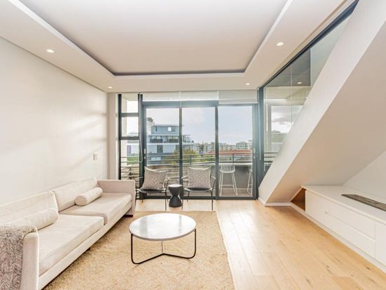 9 On S - seating area