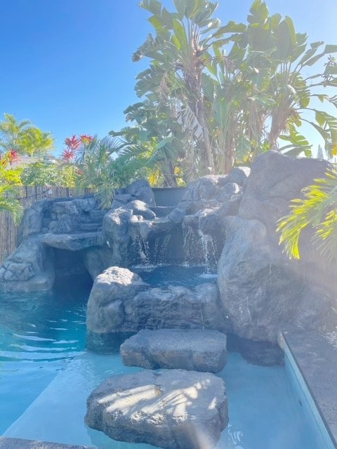 “Tide Pools, A Resort Style Home” w/ Concierge gallery image 4