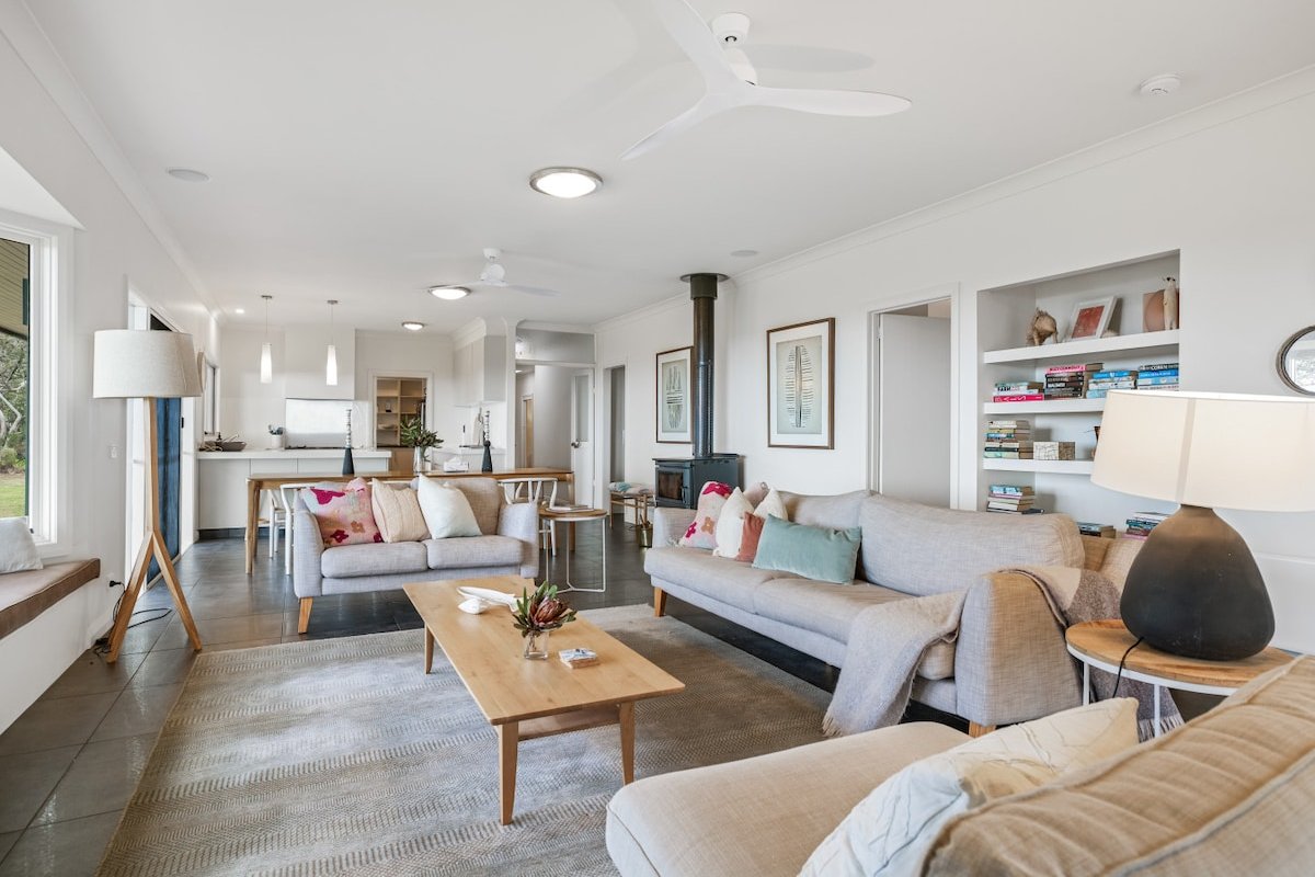 Bimbadeen Luxurious Retreat gallery image 2