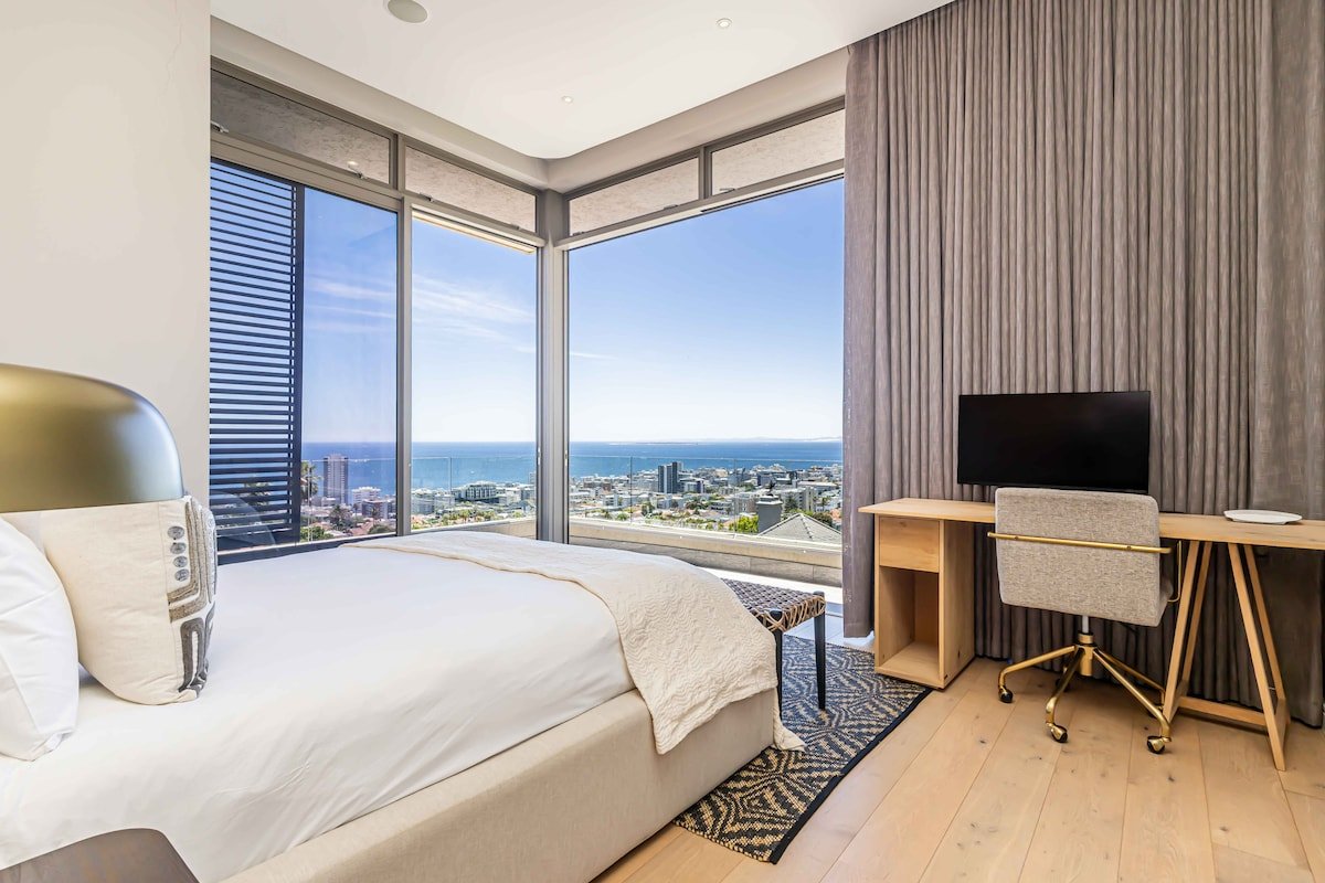 The Lion’s Lair • New Modern Luxury Fresnaye Villa gallery image 5
