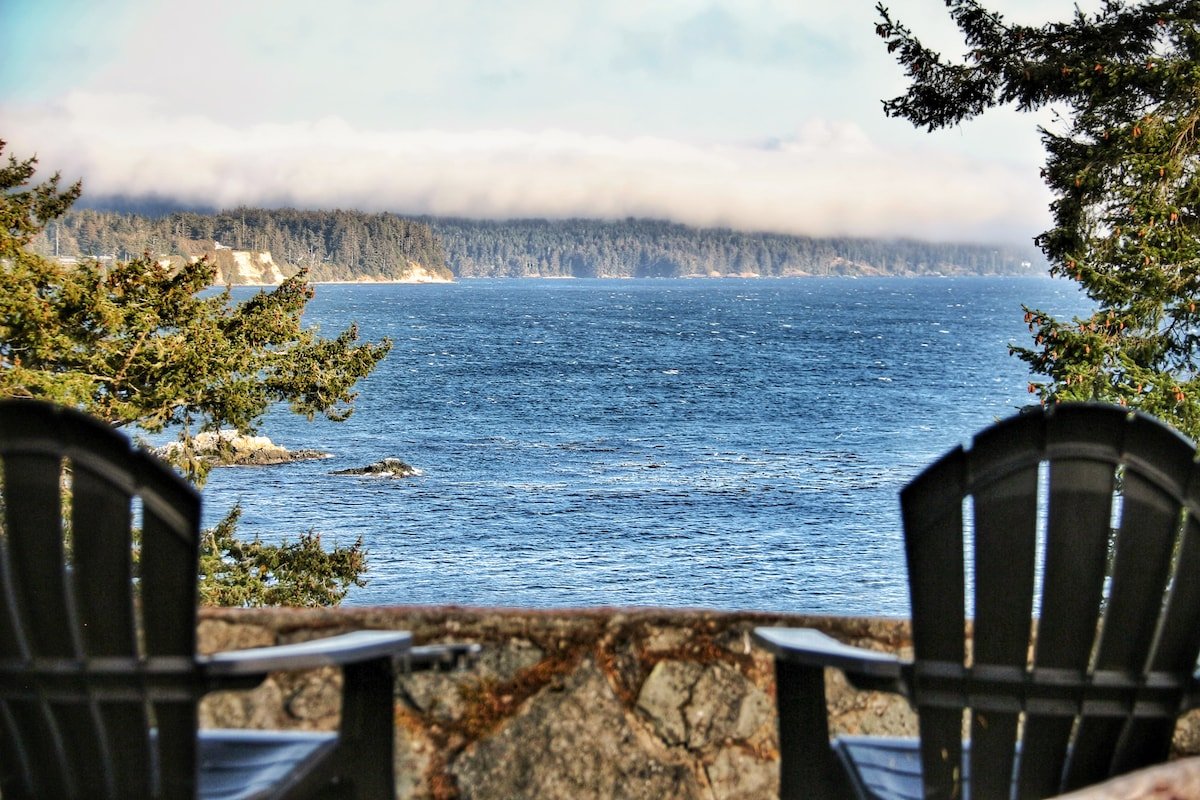 The Applebnb • Entire 4 Bedroom Home & Gardens gallery image 5