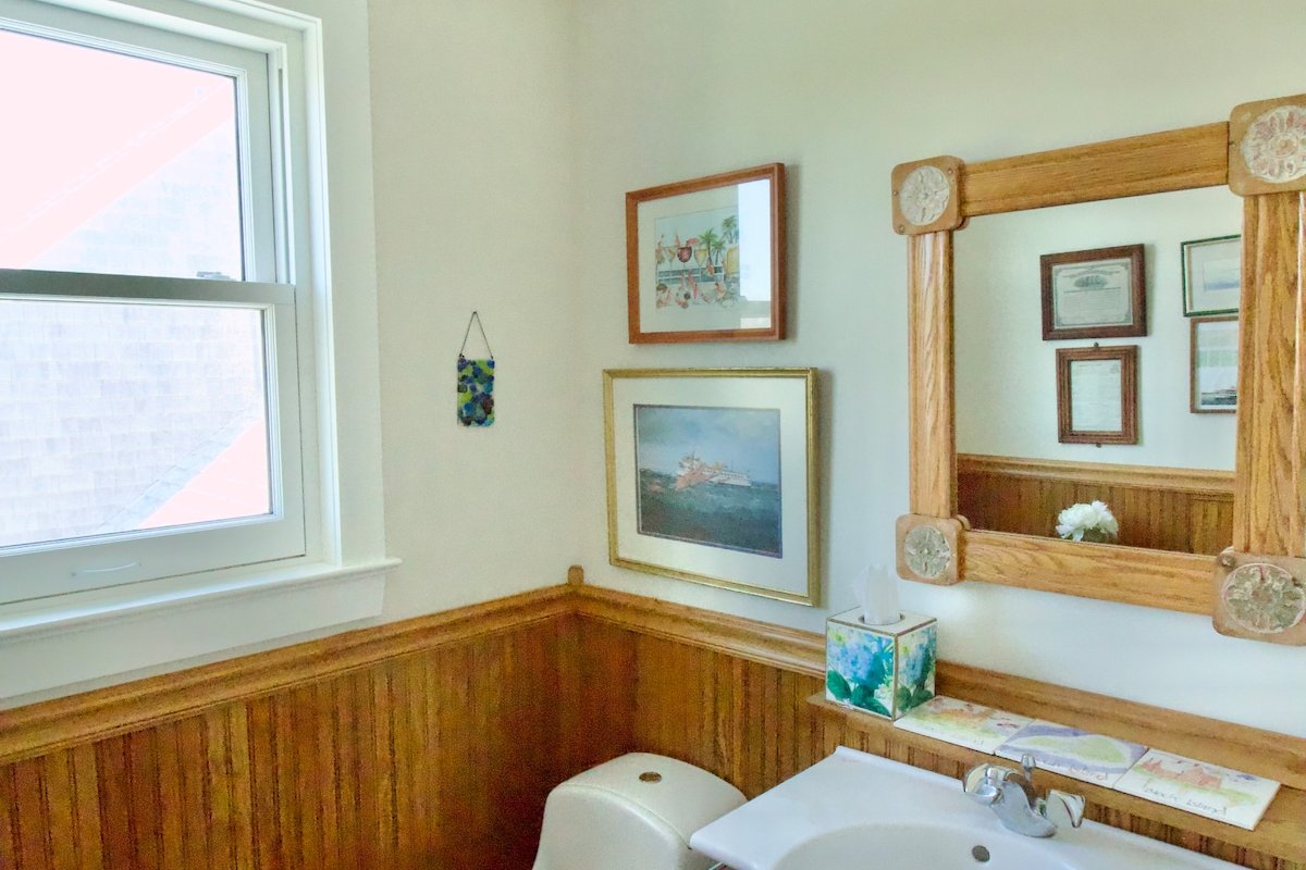 Compass Rose~ 3 BR 2.5BA Ocean Views gallery image 5