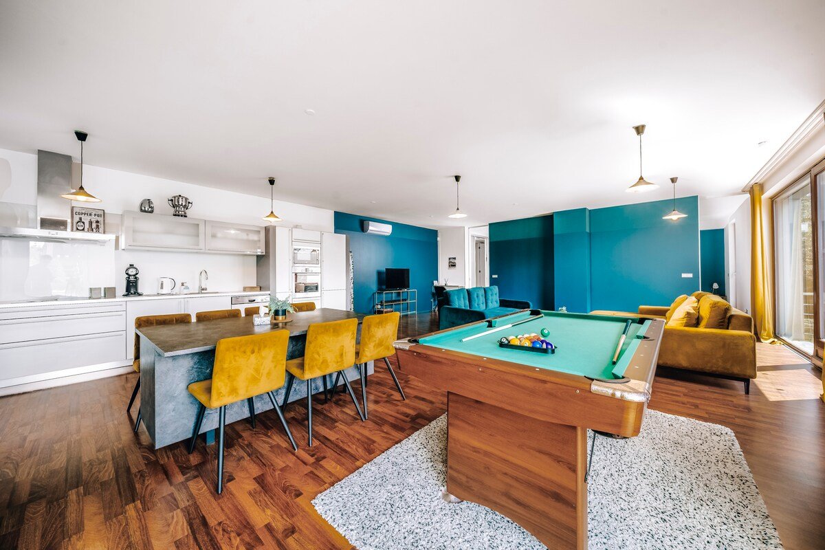 Modern Design Villa 2 apartments whirlpool&garden gallery image 3