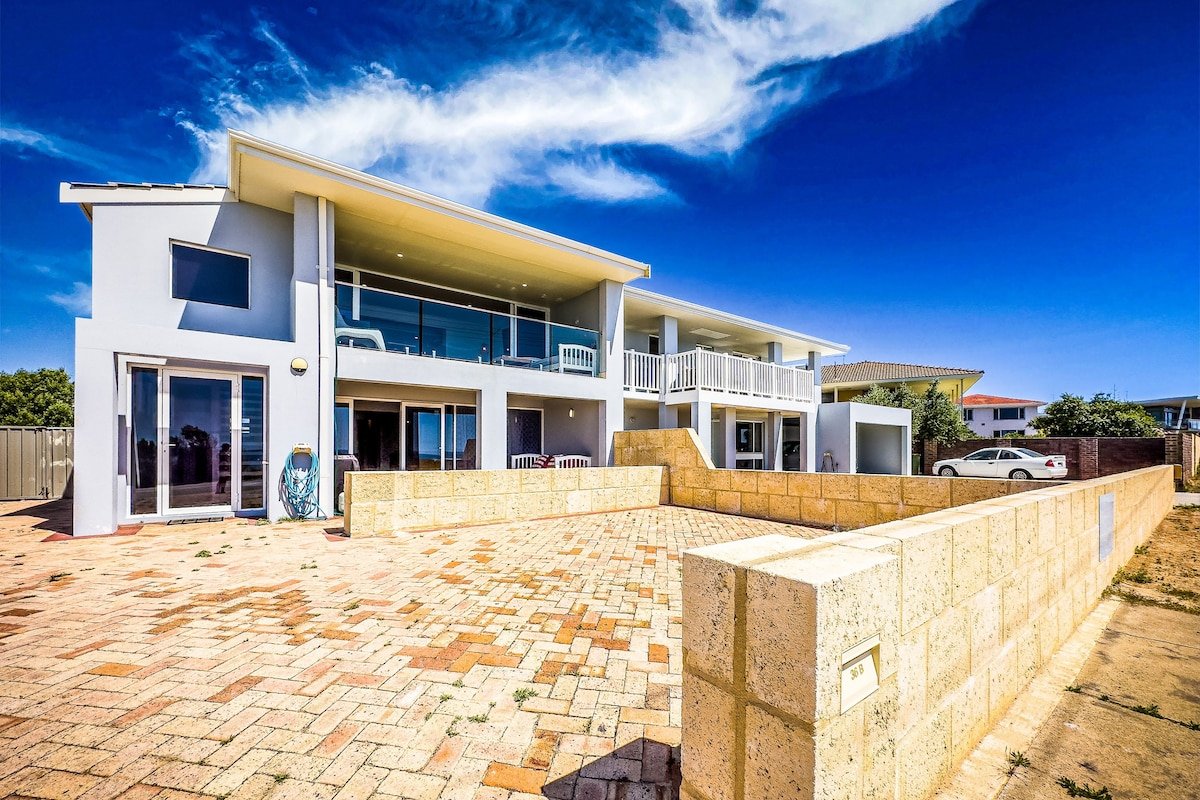 Mandurah beachfront pets bike trails water sports gallery image 2