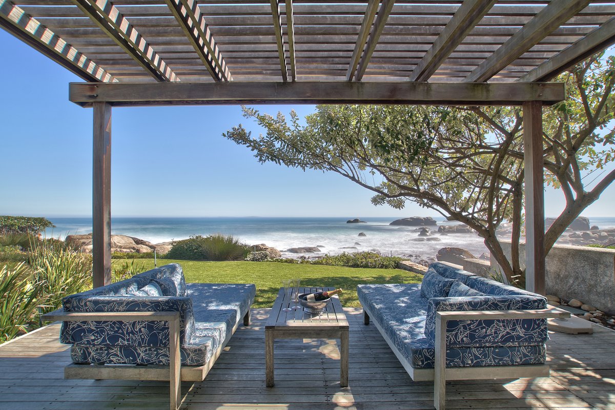 Breathe the Sea Air from a Chic Camps Bay Hideaway