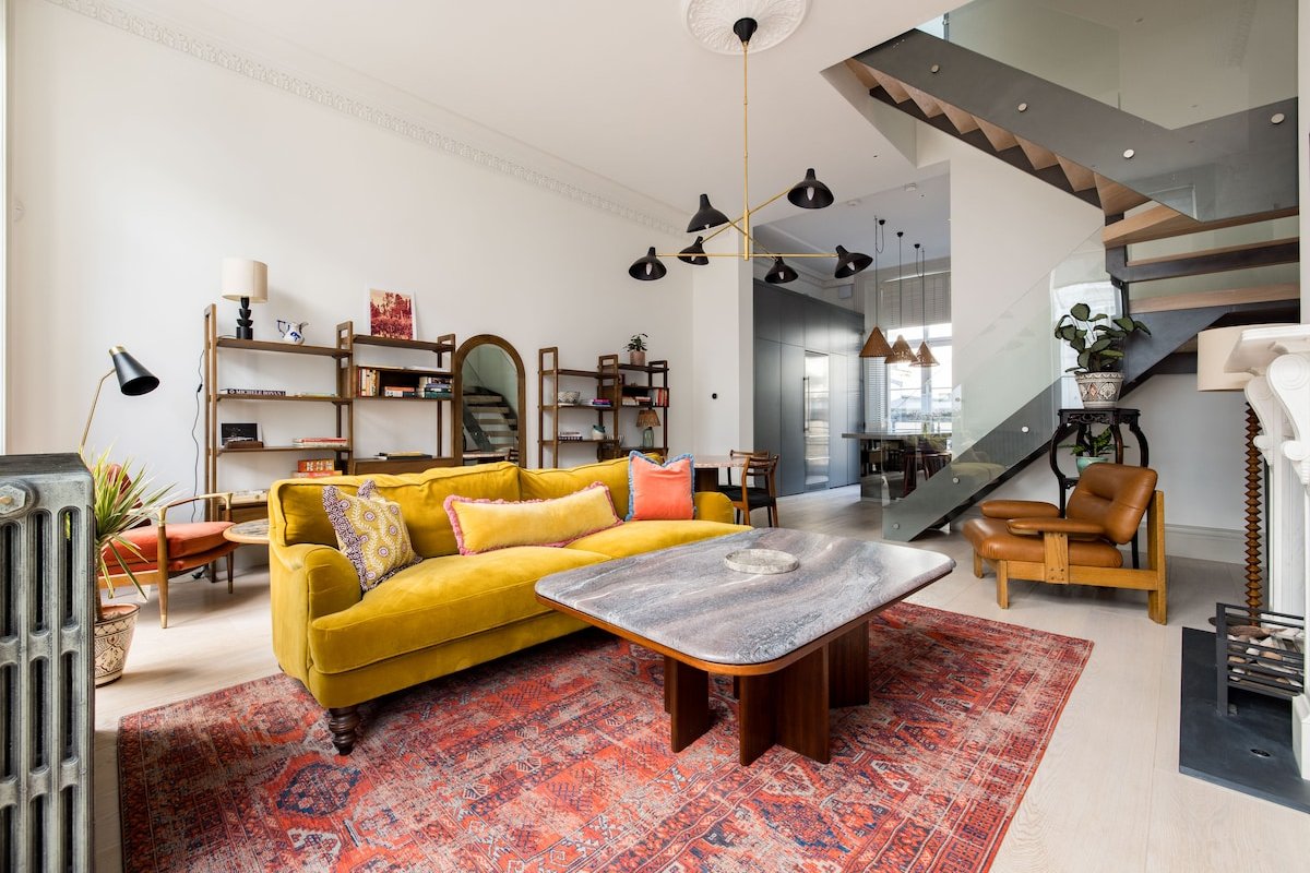 The Tree House 2 bedroom apartment by Hyde Park gallery image 2