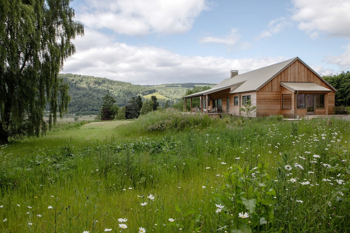 The Lodge at Dun Aluinn