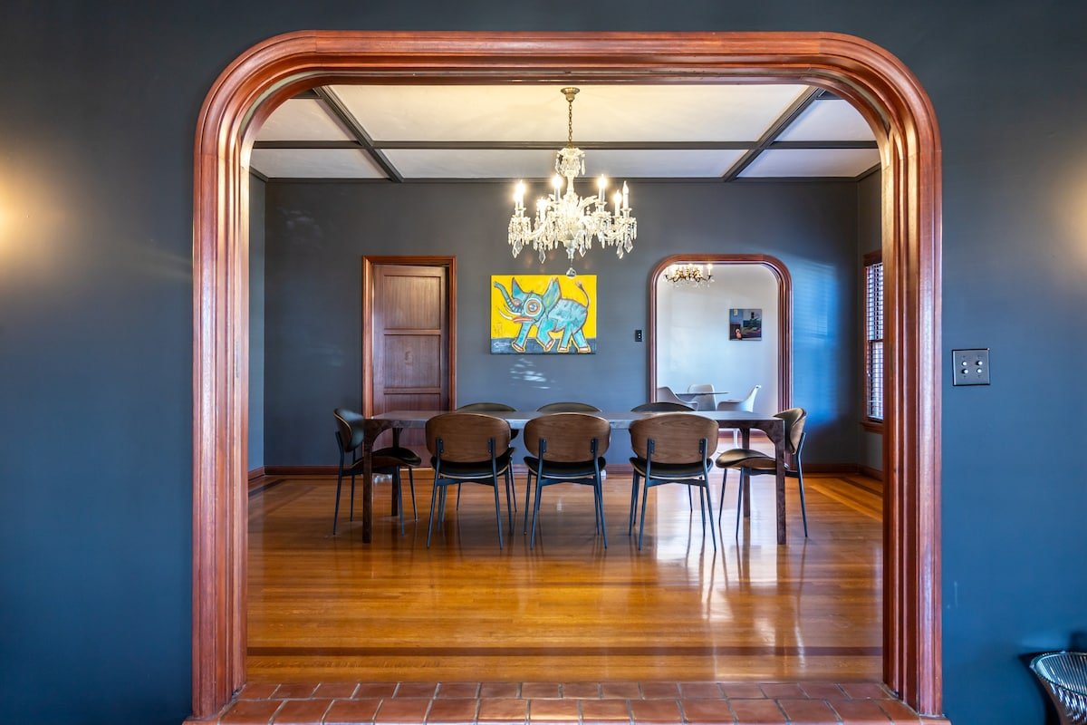 Art Deco Mansion w/Pool & Hot Tub gallery image 5