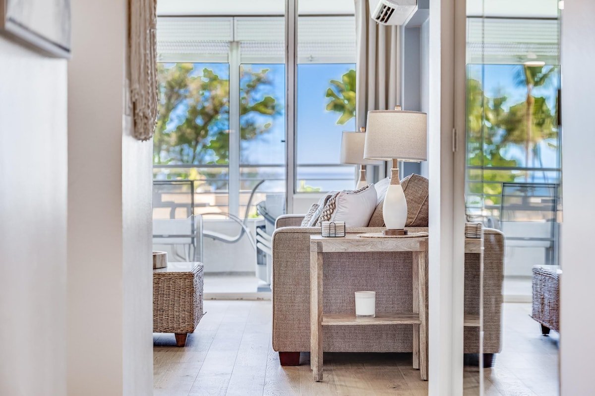 Beautiful Stylish Condo W/ Amazing Ocean Views, Wa gallery image 5