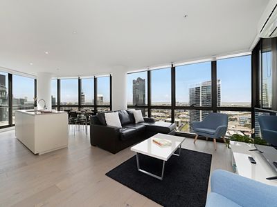 Premium 3 Bedroom with Marina & Bay Views