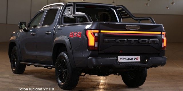 FOTON TUNLAND 2.0D V9 LTD 4X4 A/T P/U D/C - 19 