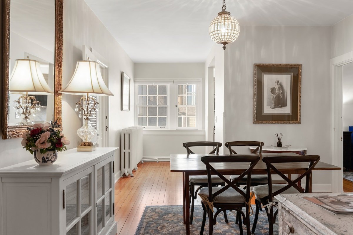 Iconic French Consulate Mansion I Central Denver gallery image 4