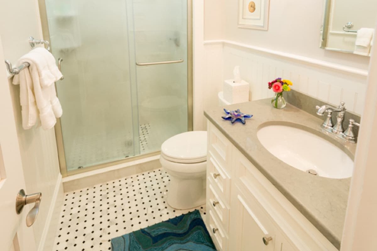 Gorgeous Condo w/Roof Deck, Harbor Views on Thames gallery image 3