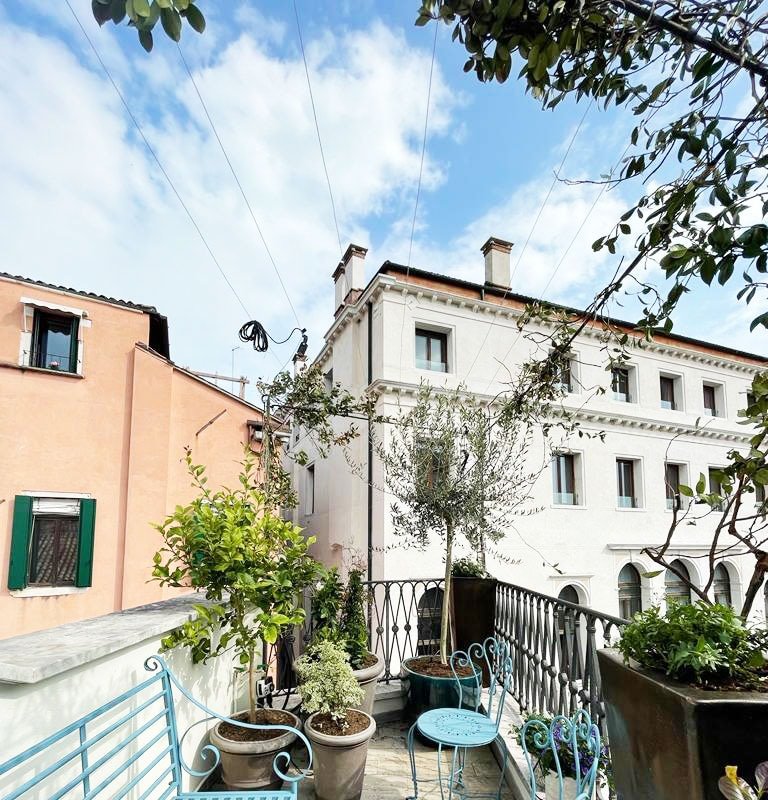 Cà Cornelia – a rooftop terrace with dazzling view gallery image 3