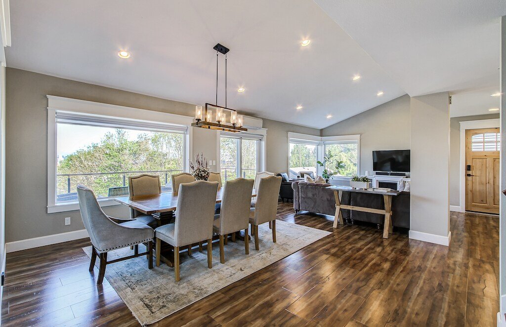 Seattle Luxury Retreat Home Near the Stadiums gallery image 5