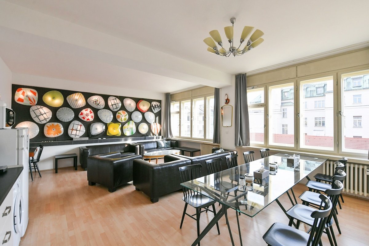 Apartment 12 single beds/5 bedrooms/2 bathroom/2WC gallery image 2