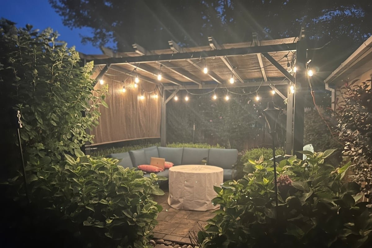 Boho-Chic Cape Conveniently Located gallery image 3