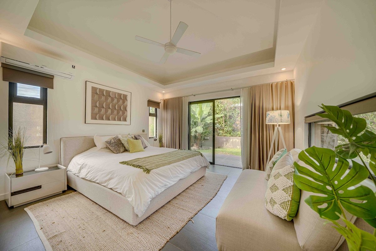 Villa · Paradise Palms · piscine, jardin tropical gallery image 2