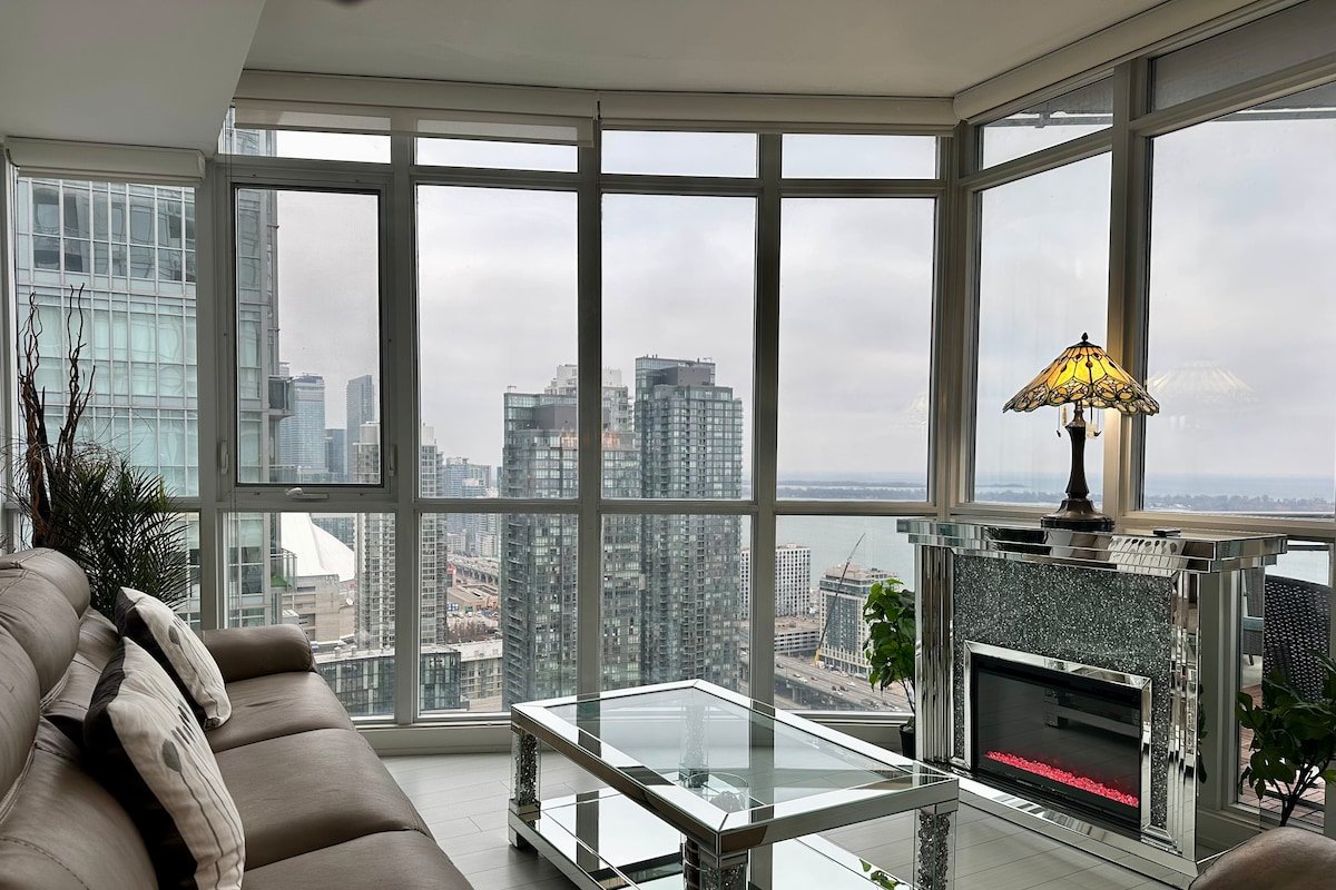 Cityview in the Sky 2Bdrms/2.5Baths 5realbeds gallery image 5