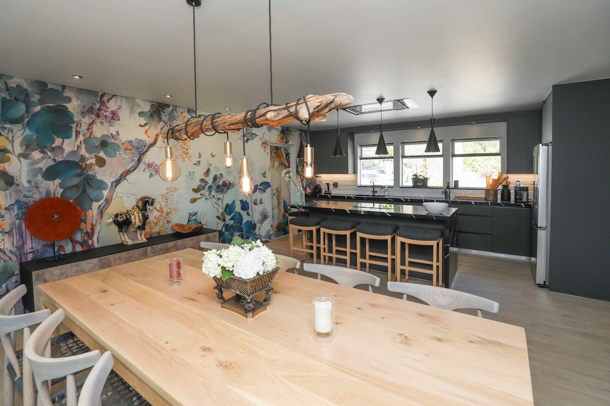 Magnificent home in Camps Bay gallery image 3