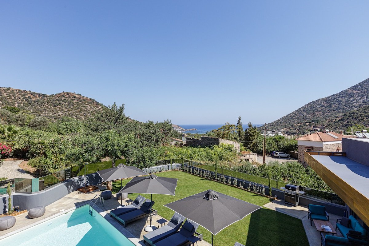 Sauna, heated pool, kids’ pool, close to the beach gallery image 3