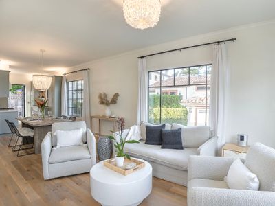 3917 Casa Blanca-Updated Bungalow with Bonus Room