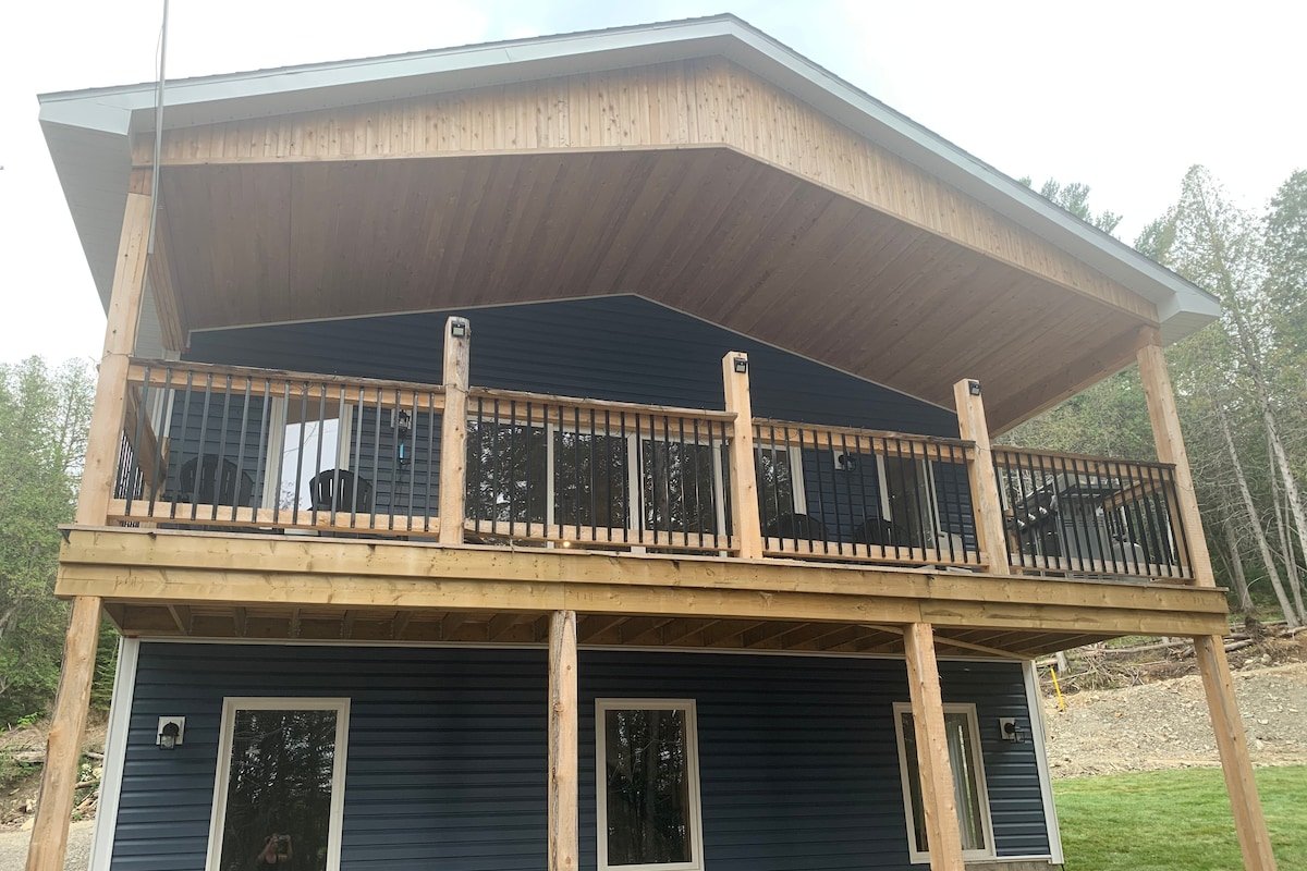 Clark Hideaway gallery image 2